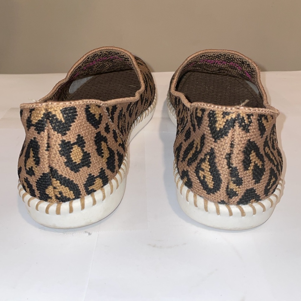 Skechers Air-Cooled Memory Foam Leopard Print Flats Size 5 - Picture 4 of 7